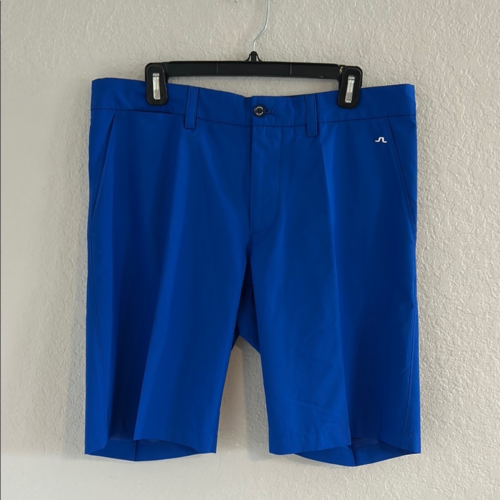 J. Lindeberg Blue Flat Front Men Shorts